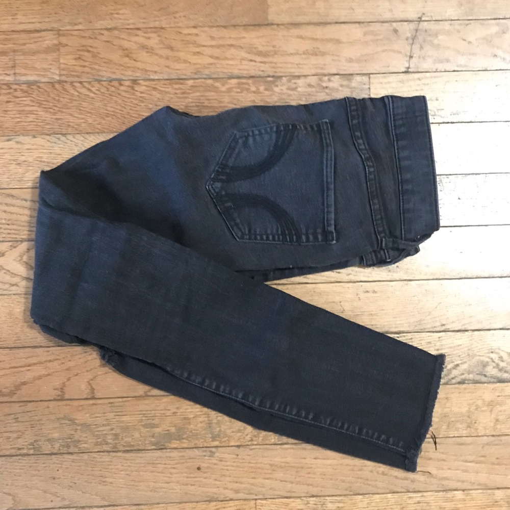 Black high rise crop length Hollister jeans